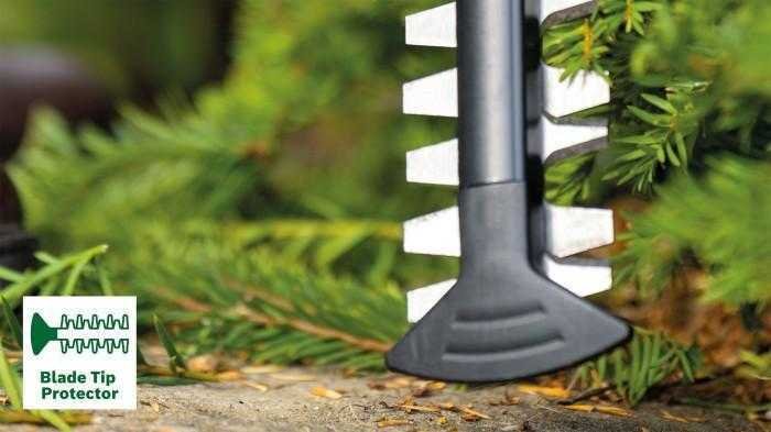 BOSCH UNIVERSAL HEDGECUT 50 HEDGE TRIMMER 480WATT 500MM - Image 7