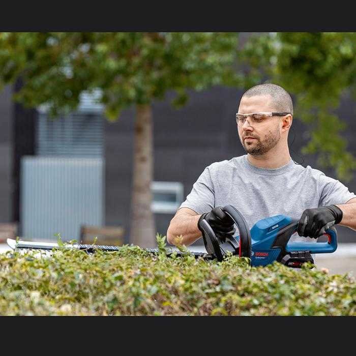 BOSCH GHE 18V-60 BRUSHLESS HEDGE CUTTER 18VOLT 60CM (UNIT ONLY) - Image 5