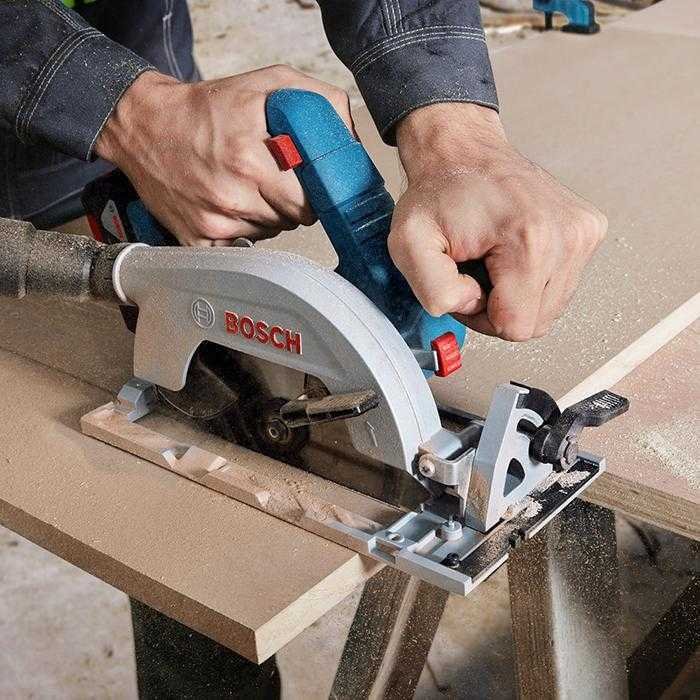 BOSCH GKS 185-LI BRUSHLESS CIRCULAR SAW 18VOLT 165MM (UNIT ONLY) - Image 7