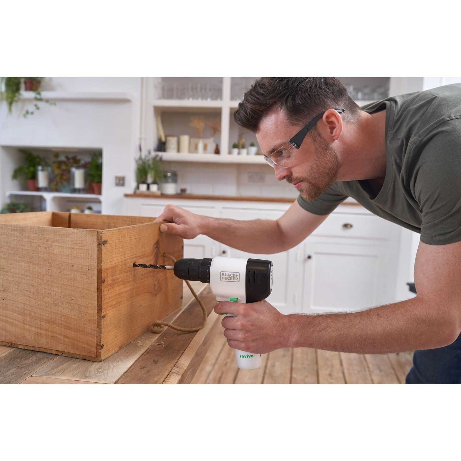 BLACK AND DECKER REVDD12C REVIVA CORDLESS DRILL DRIVER 12V 1.5AH - Image 4