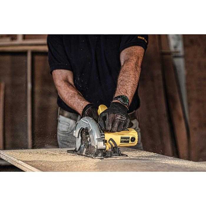 STANLEY SC16 ELECTRIC CIRCULAR SAW 1600W 190MM - Image 5